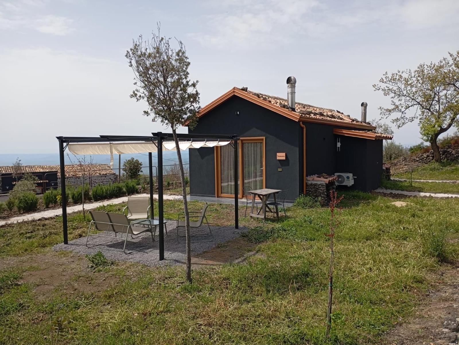Podere Dell'Etna Segreta - Essential Nature Hotel & Glamping Biancavilla Exteriör bild